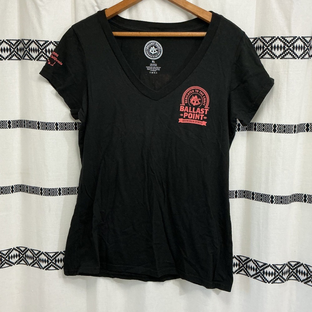 Ballast Point‎ Grapefruit Sculpin Beer Graphic Tee V-Neck Black XL